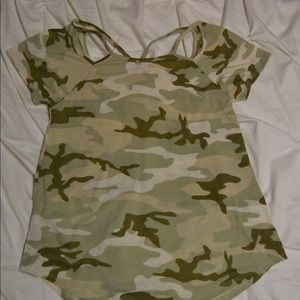 Camo T-shirt !